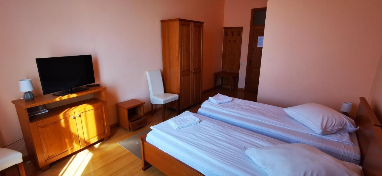 Rakoczi Center Bed & Breakfast Odorheiu Secuiesc Eksteriør bilde
