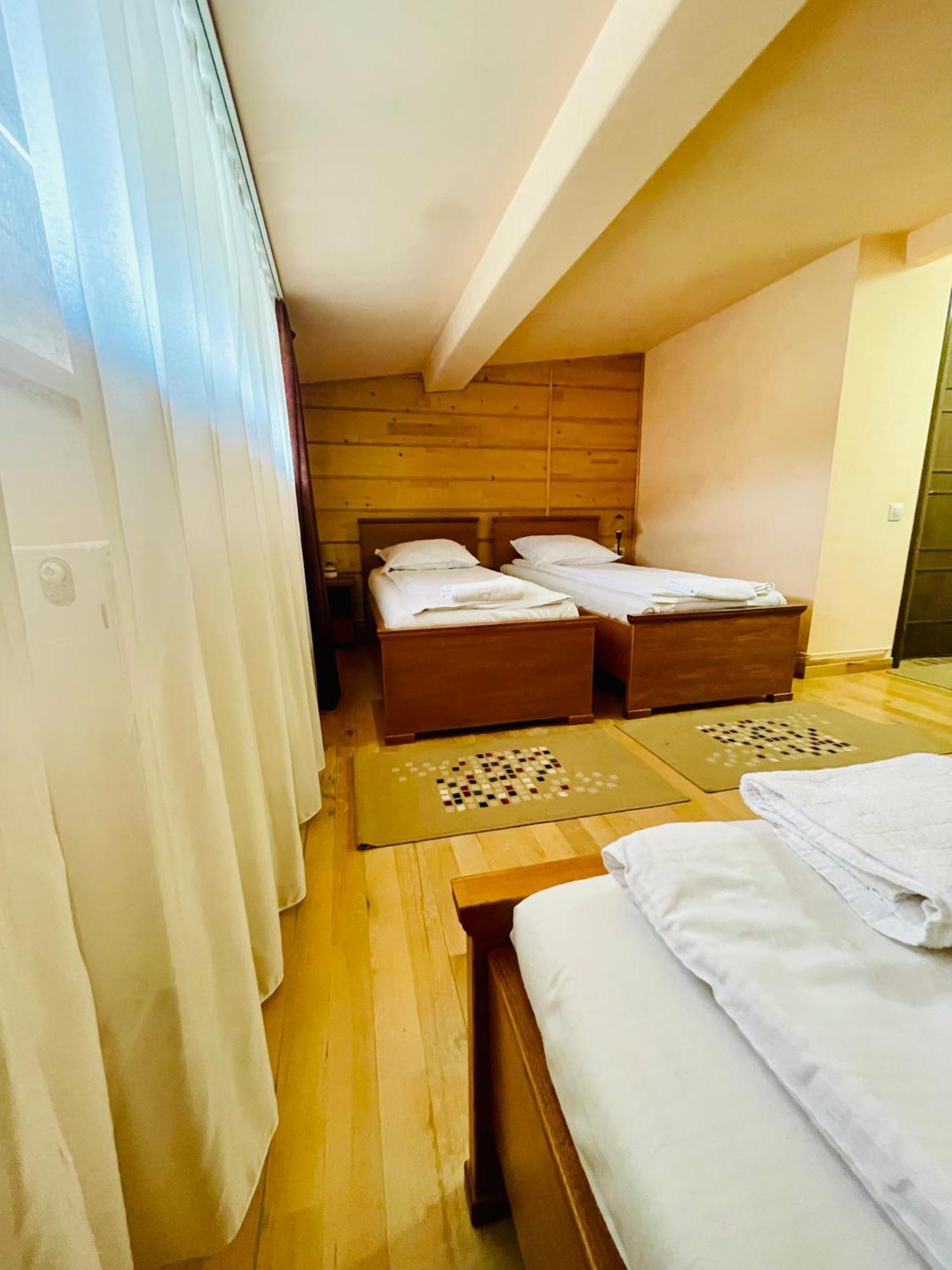 Rakoczi Center Bed & Breakfast Odorheiu Secuiesc Eksteriør bilde
